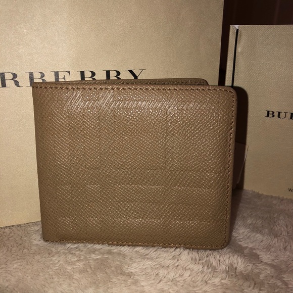 🌟Leather Burberry wallet🌟